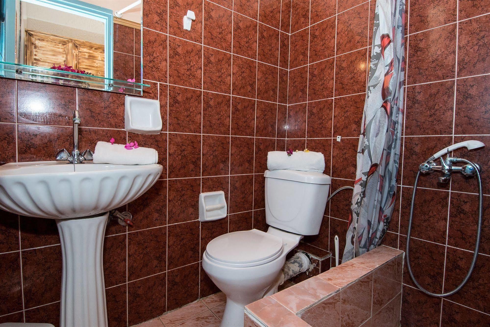 Lofos Studios Keri Zewnętrze zdjęcie
